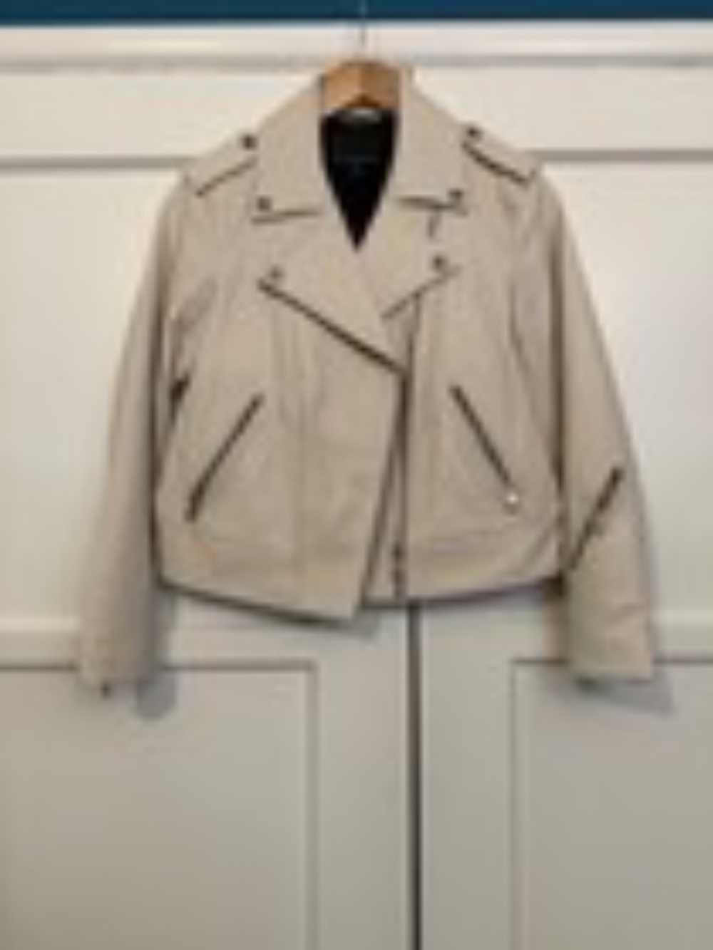NWOT Banana Republic Leather Moto Jacket,‎ Cream Petite Medium - Picture 2 of 5